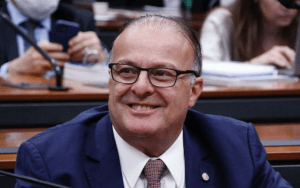 Candidatura de Paulinho Freire é destaque no Estadão entre os candidatos que lideram as pesquisas no 2º turno no Brasil