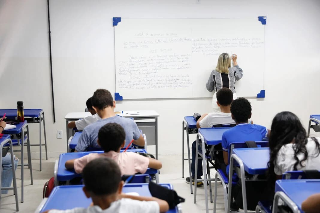 Governo publica retificação do edital do concurso para professores no RN; entenda