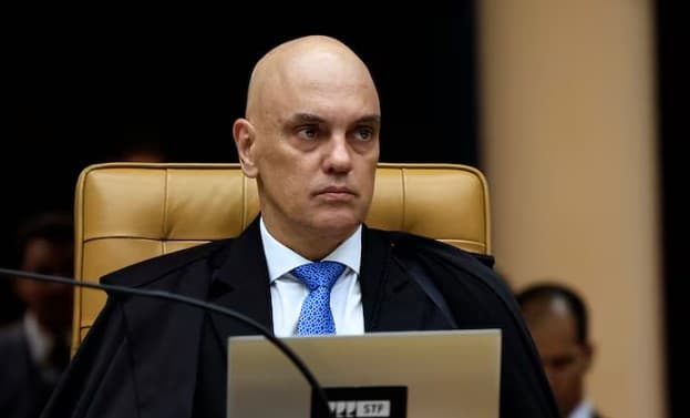 Moraes vota para rejeitar pedido de Bolsonaro para ter acesso à delação de Mauro Cid