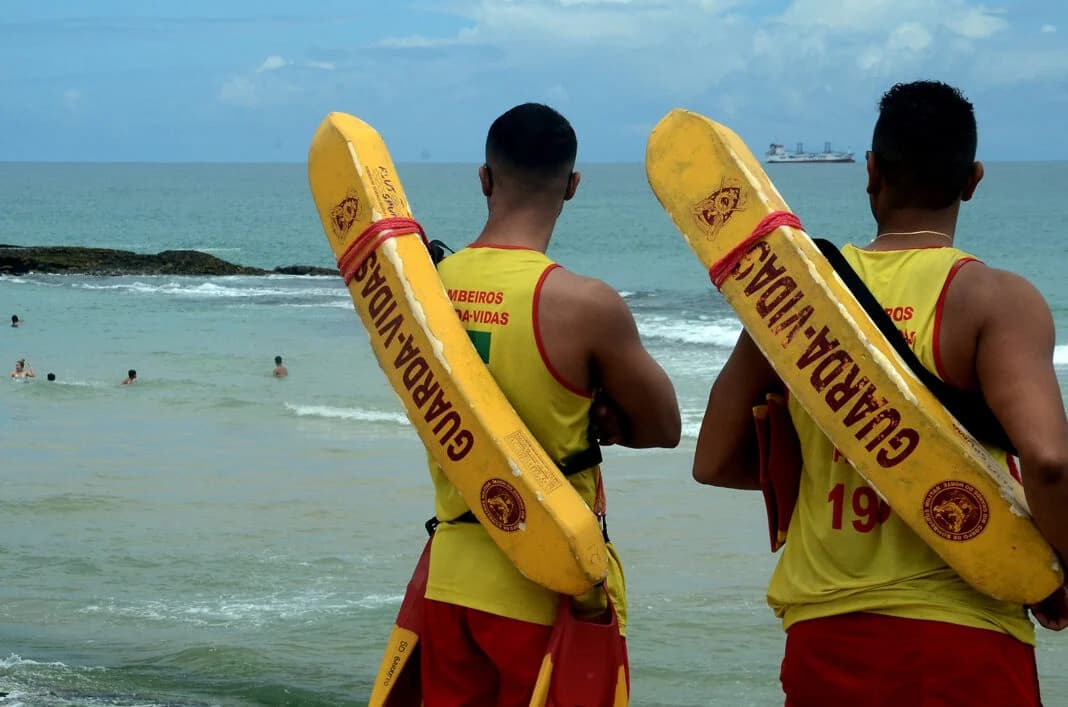 Corpo é encontrado em praia de Natal