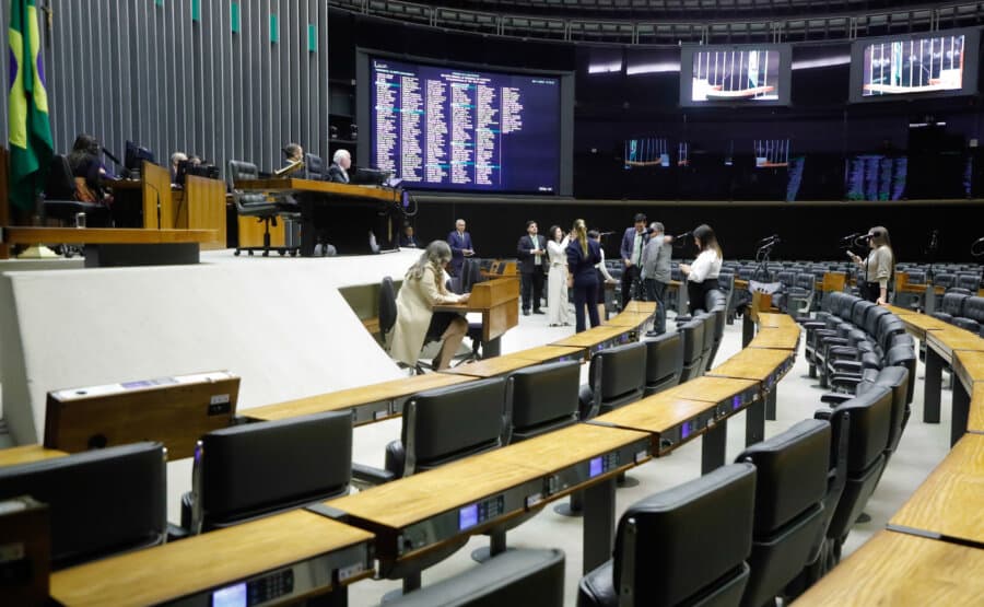Câmara aprova projeto que muda emendas parlamentares
