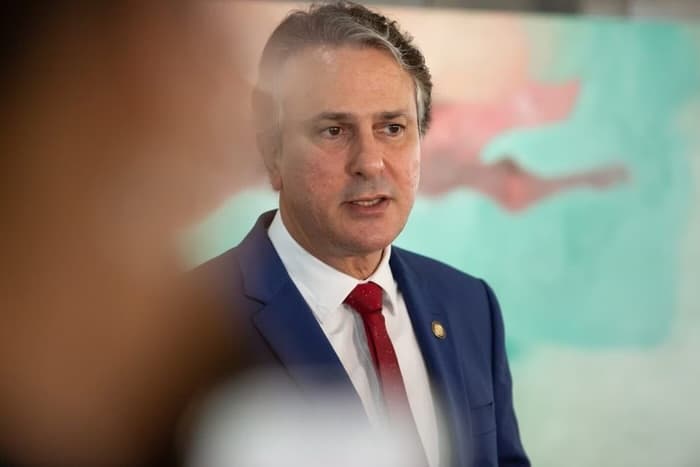 Ministro quer usar Enem como certificação de conclusão do Ensino Médio