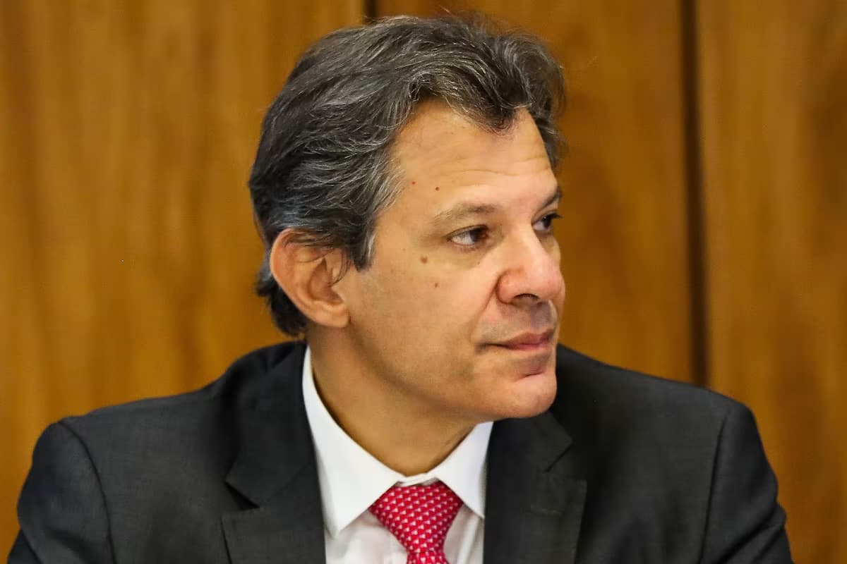 Centrão discorda do governo Lula e vê ‘erro’ em anúncio de isenção do IR