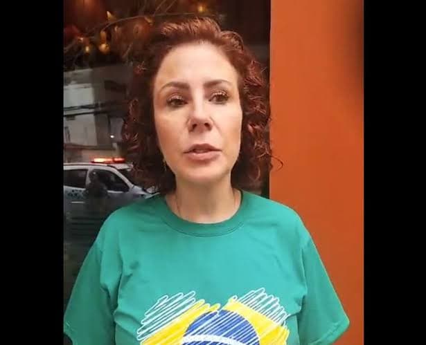 Relatório da PF aponta que Zambelli pressionou comandante da FAB a apoiar tentativa de golpe