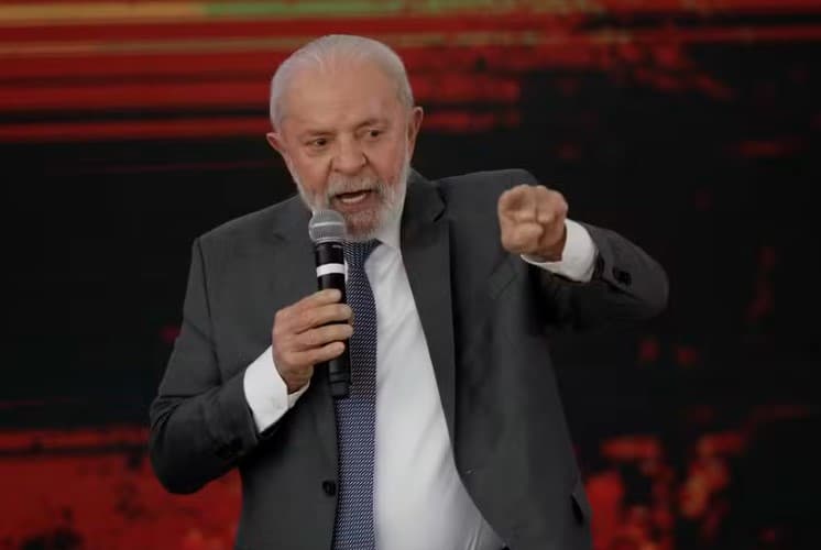 Lula diz que estará pronto para concorrer à reeleição em 2026, mas espera não ser ‘necessário'