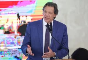 Haddad finalmente anuncia pacote fiscal e promete economia de R$ 70 bilhões em 2 anos