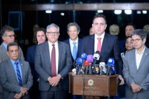 Pacheco pretende aprovar reforma tributária e pacote fiscal antes do recesso parlamentar