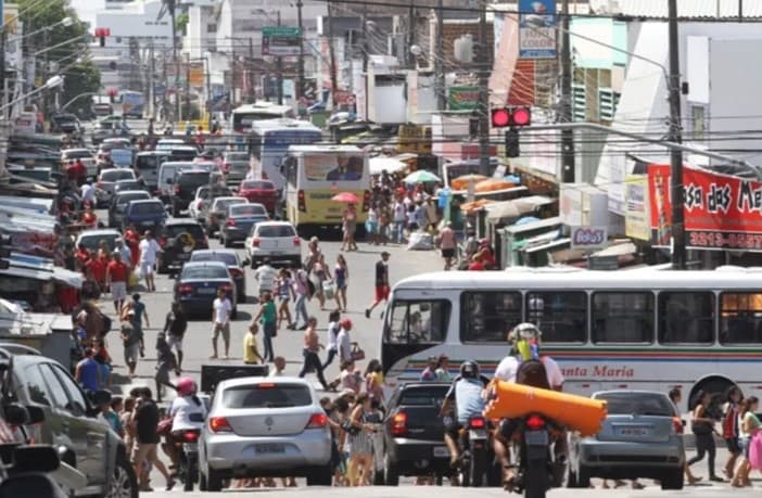 Feriado da Proclamação da República: veja o que abre e fecha no comércio de Natal nesta sexta (15)