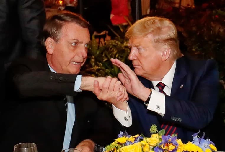 Bolsonaro depende de Alexandre de Moraes para recuperar passaporte e ir à posse de Trump