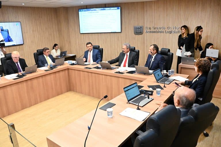 Por unanimidade, CCJ aprova projeto que aumenta ICMS no RN; veja quem votou
