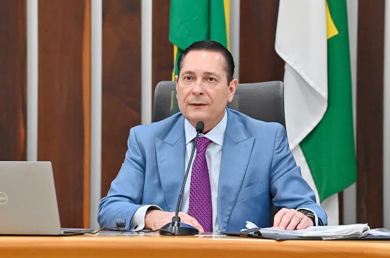 Ezequiel Ferreira convoca ALRN para eleição da Mesa Diretora no biênio 2025-2026