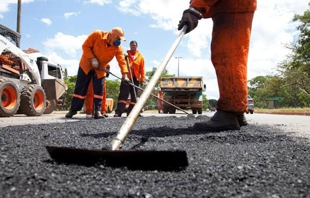 Avenida Itapetinga recebe serviços da Operação tapa buracos nesta quinta-feira (28)