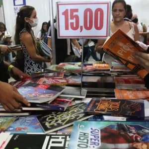Projeto de Fátima que congela preço de livros e limita descontos por um ano, é aprovado no Senado