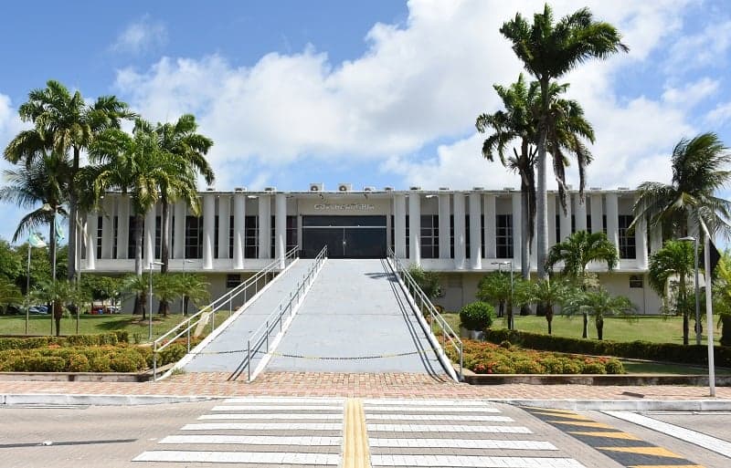 RN decreta ponto facultativo nas vésperas de Natal e Ano Novo