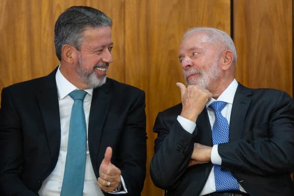 Governo prepara contra-ataque a “pacotão da segurança” de Lira