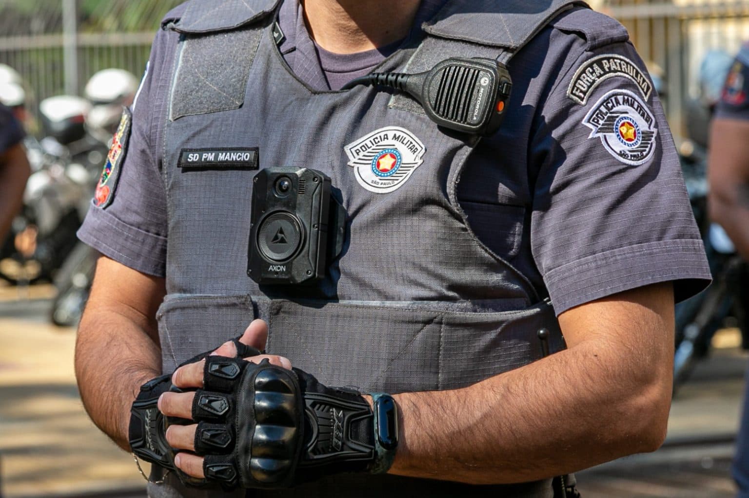 51% dos brasileiros dizem ter mais medo da polícia do que confiança nela, segundo Datafolha