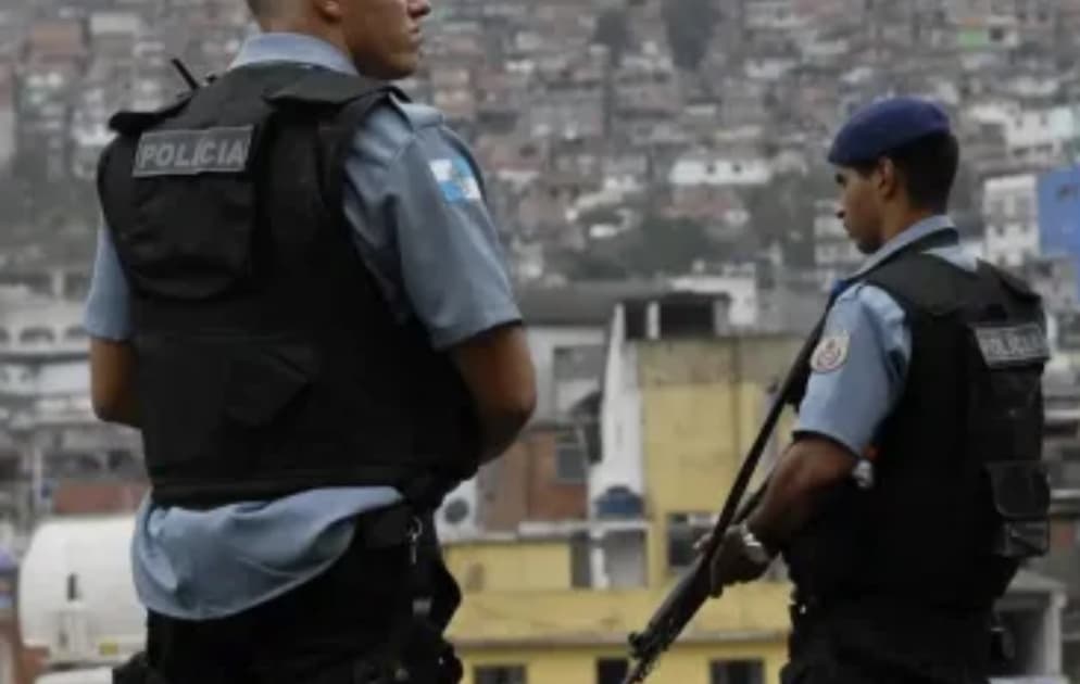 Governadores e parlamentares reagem a decreto de Lula sobre uso da força policial