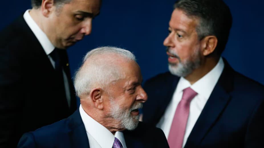 Governo Lula registra menor taxa de aprovação de medidas provisórias no Congresso desde 1988