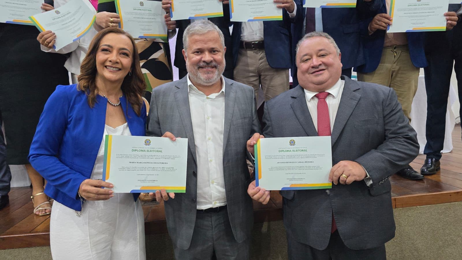 Prefeito e vice-prefeita eleitos de Ceará-Mirim são diplomados