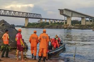 Sobe para 10 o número de mortos em desabamento de ponte entre TO e MA