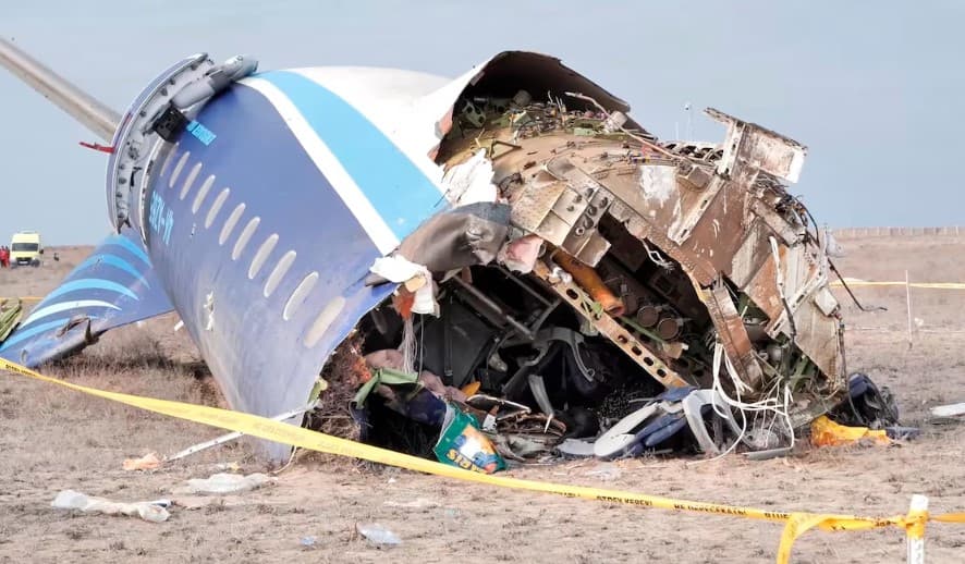 Embraer lamenta acidente com avião da empresa no Cazaquistão e se diz ‘pronta para ajudar’ na investigação