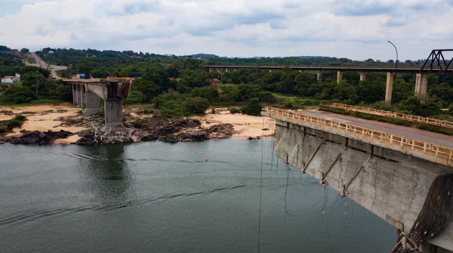 Número de mortos após queda de ponte no Tocantins chega a 10; buscas por mergulho foram retomadas