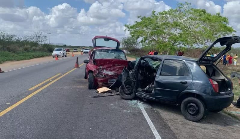 Colisão frontal na BR-226 deixa três mortos em Bom Jesus, no agreste potiguar