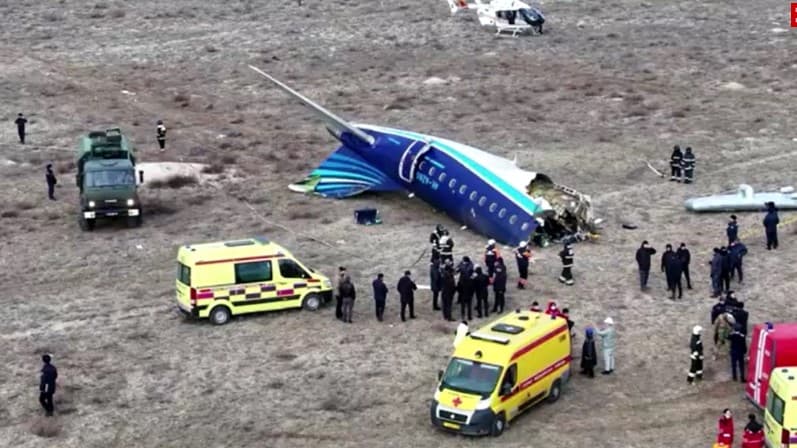 Presidente do Azerbaijão acusa Rússia de derrubar avião e encobrir causa