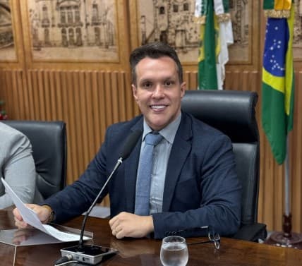 Eriko Jácome é eleito para novo mandato na presidência da Câmara de Natal; veja a Mesa Diretora