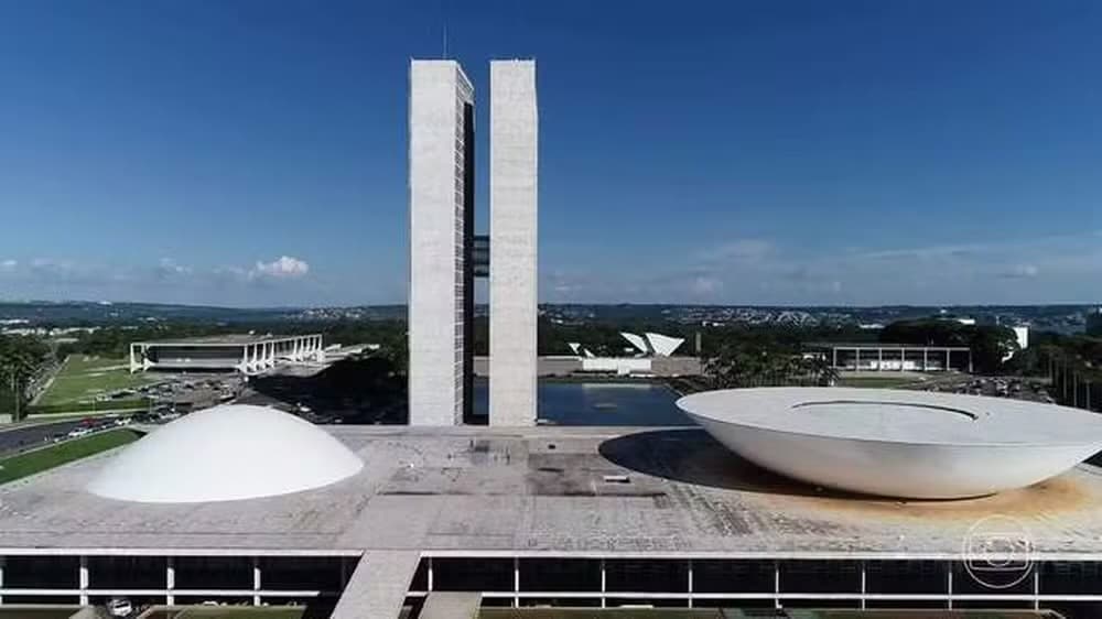Congresso tem 24 projetos em defesa da democracia parados; textos foram enviados após o 8 de janeiro
