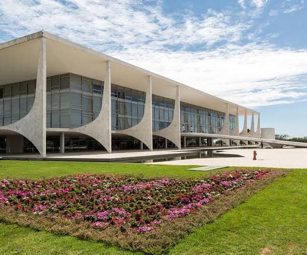 Centrão cobiça comando da articulação, mas petistas apostam em reforma tímida para manter posto; veja as pastas na mira