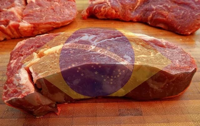Carne no Brasil subiu quase 5 vezes mais que preço de exportação e dólar explica diferença