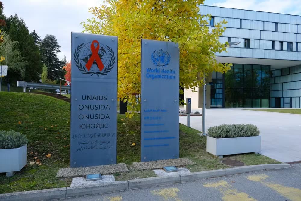 OMS alerta que suspensão de recursos dos EUA a programa de Aids pode causar ‘ameaça global'