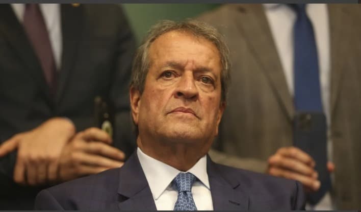 “Gusttavo Lima quer ajudar o país”, diz presidente do PL à CNN em meio à disputa do cantor entre legendas