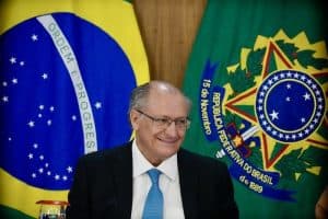 Alckmin sobre brasileiros deportados: “Governo dará todo o apoio”