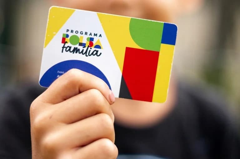 Ministério define regras do Bolsa Família para famílias de eleitos em 2024; RN tem 500 mil beneficiárias