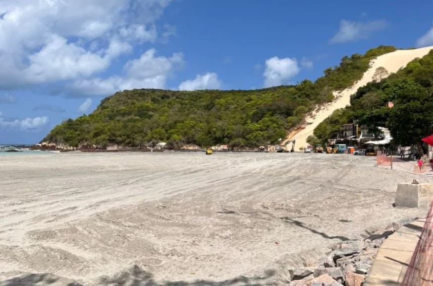 Engorda chega ao Morro do Careca; obra deve ser concluída no domingo (26), diz secretário
