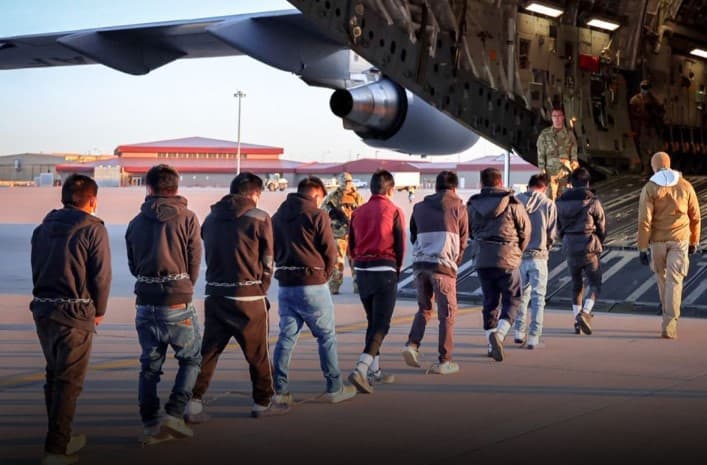 Primeiro voo com brasileiros deportados por Trump chega ao Brasil na noite desta sexta-feira (24)