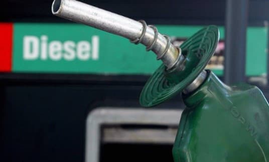 Aumento do diesel incomoda caminhoneiros e acende alerta para governo