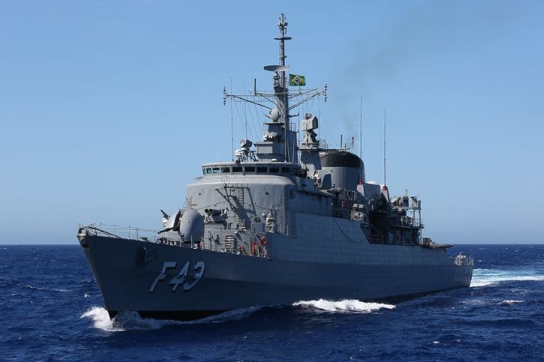 Marinha do Brasil abre visitação à Fragata Liberal neste sábado (18) no Porto de Natal