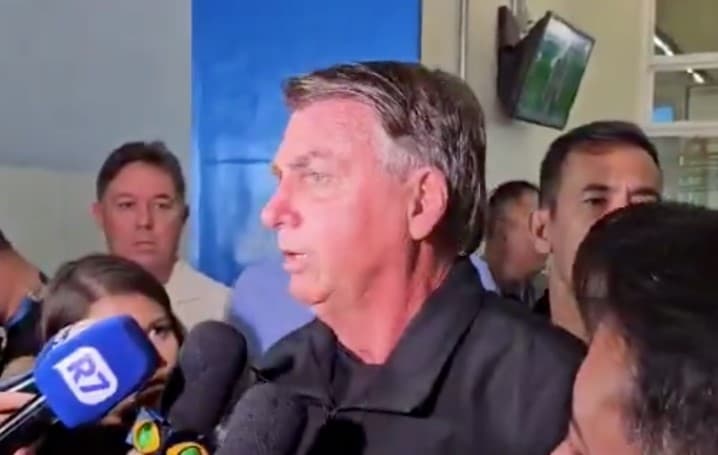 Bolsonaro: “Eleição sem mim é uma afronta à democracia”