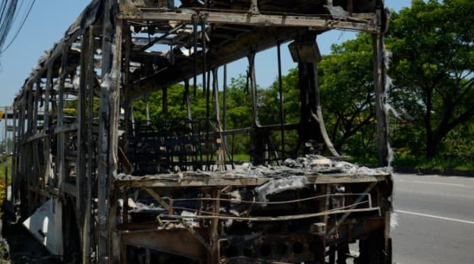 Brasil teve 1 ônibus queimado a cada 5 dias em 2024