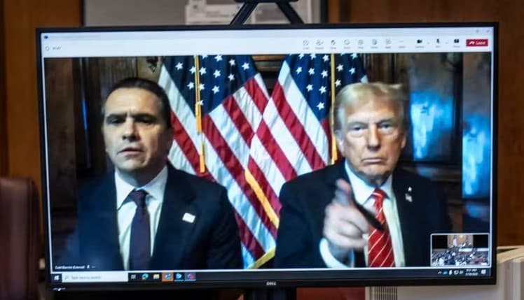 Trump é condenado em caso de suborno a atriz pornô, mas sem prisão ou multa; “Caça às bruxas” diz presidente eleito dos EUA