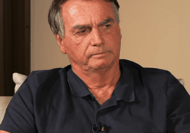 Bolsonaro diz que Cid “foi torturado” para delatá-lo