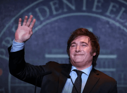 Milei receberá prêmio de Economista do Ano no Brasil