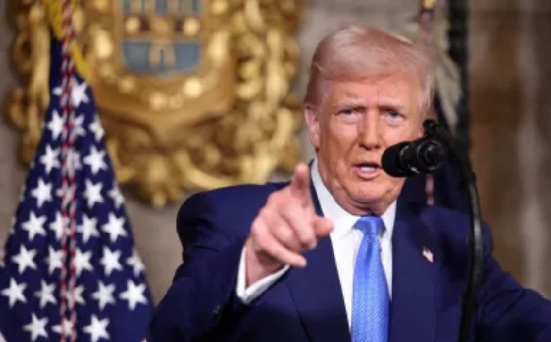 Trump admite que Rússia atacou Ucrânia, mas culpa Biden e Zelensky por guerra