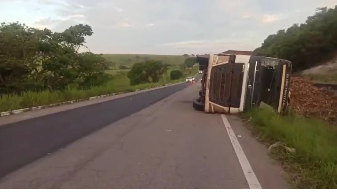 Acidente interdita parcialmente trecho da BR-101 no RN