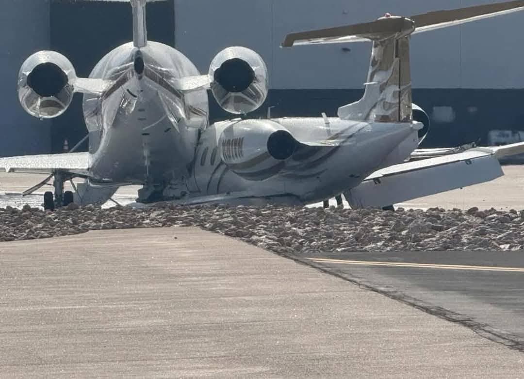Avião de Vince Neil colide com outro jato em solo de aeroporto nos EUA e piloto morre