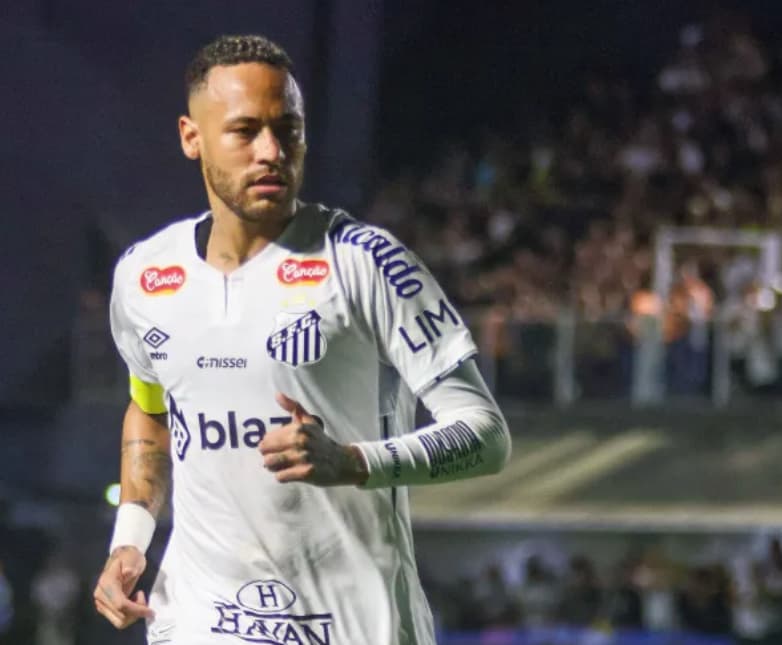 Neymar lamenta empate na estreia e pede paciência: ‘Ainda não estou 100%’