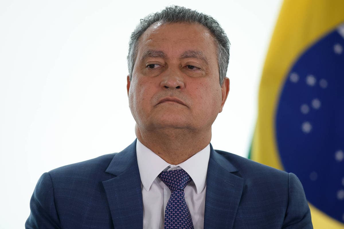 Chefe da Casa Civil, Rui Costa, vira alvo de cobranças da nova cúpula do Congresso